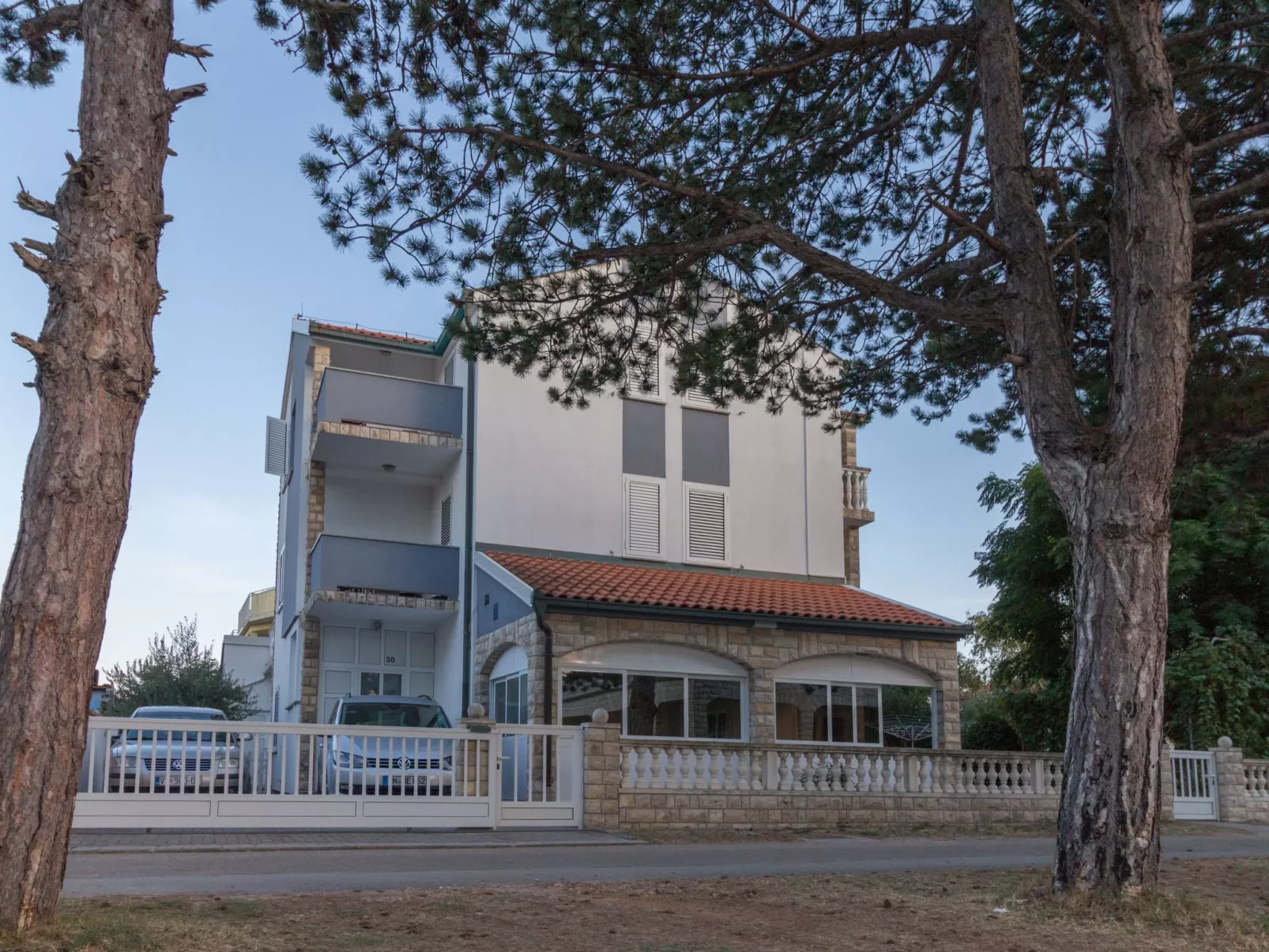 Wohnanlage Sunset Sabunike - TA Leut Agency-Buiten