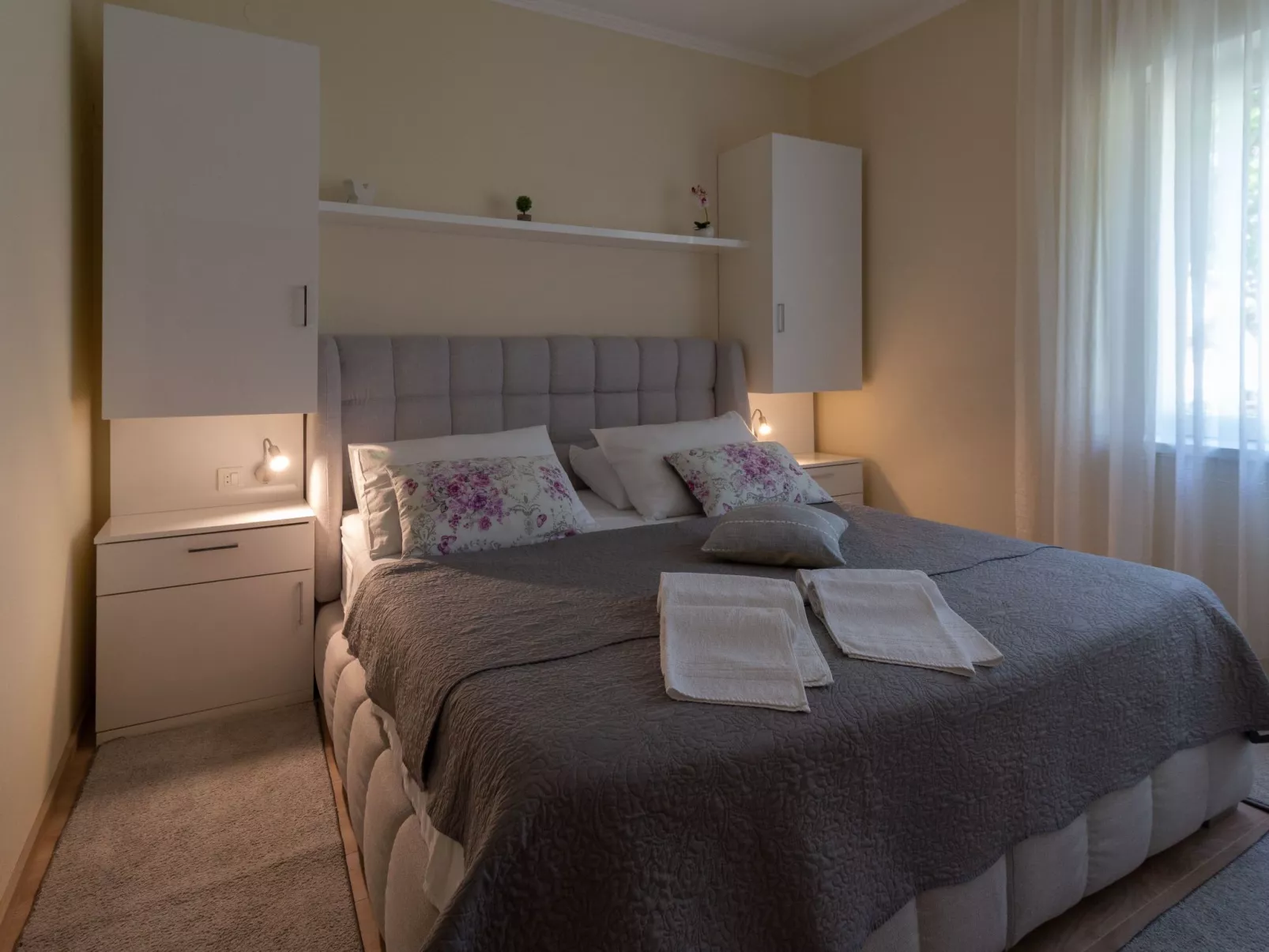 Wohnung mit Blick auf das Wasser-Binnen