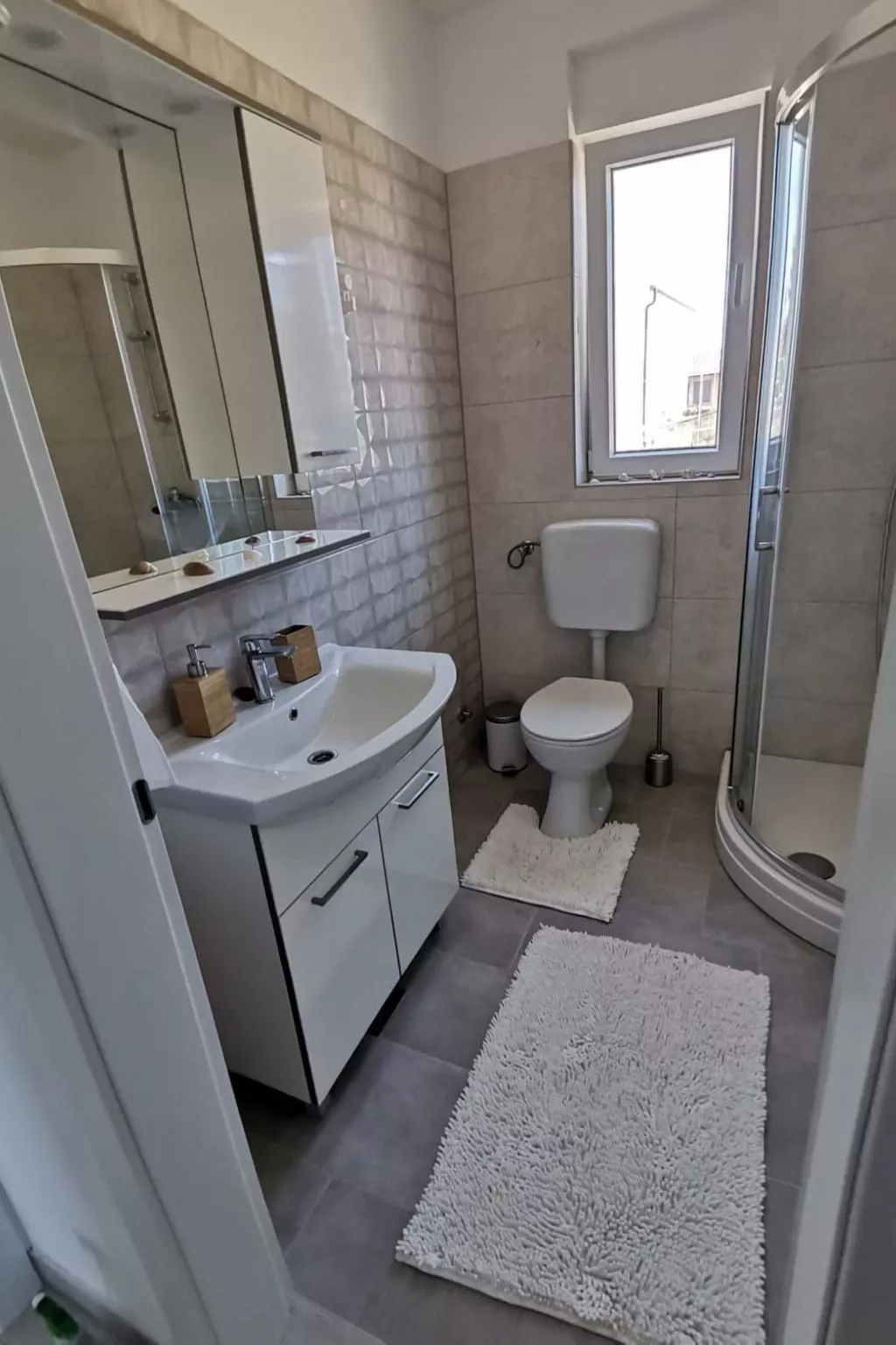 Appartement Dani am Strand mit herrlichem Meerblick-Binnen