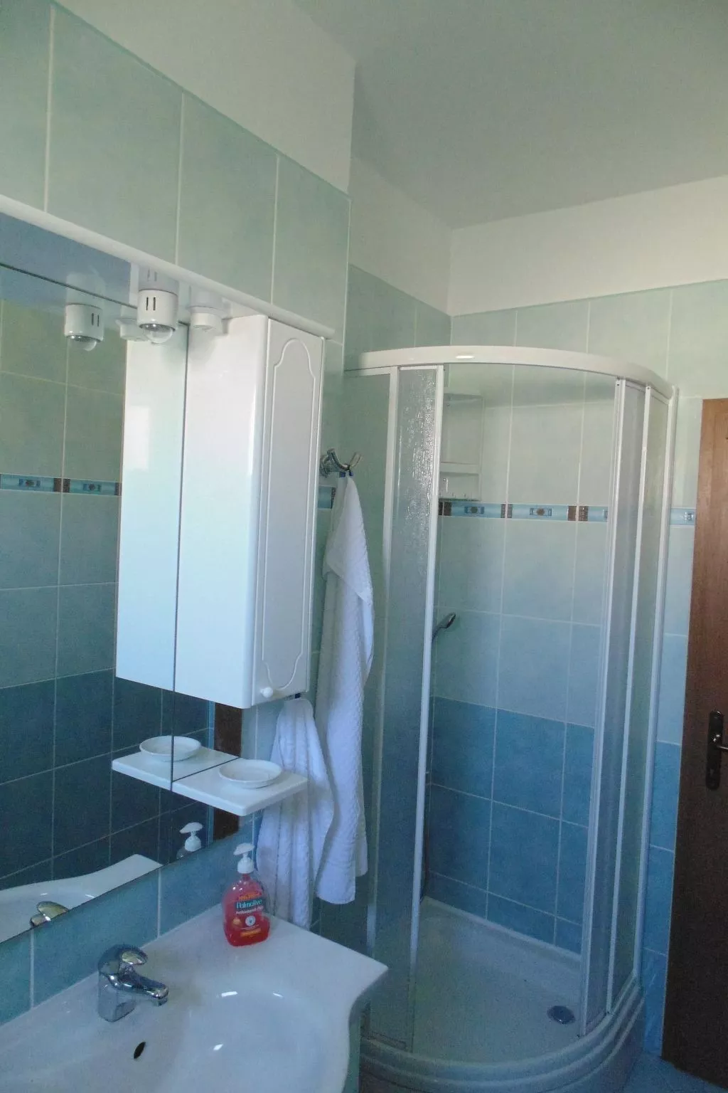 Komfortable Wohnung mit Balkon und Meerblick-Binnen