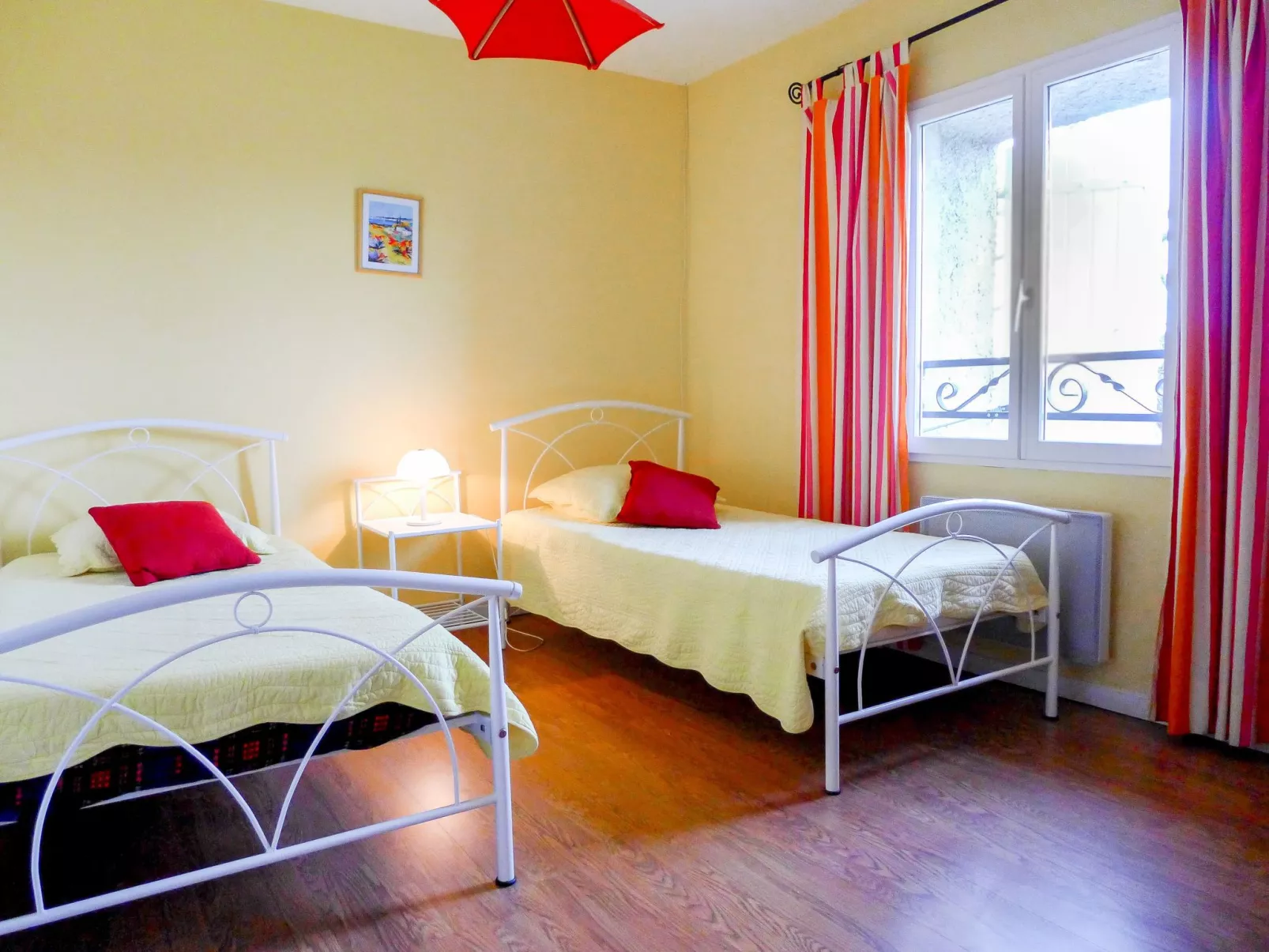 Für 2 Personen und 2 Kinder-Binnen