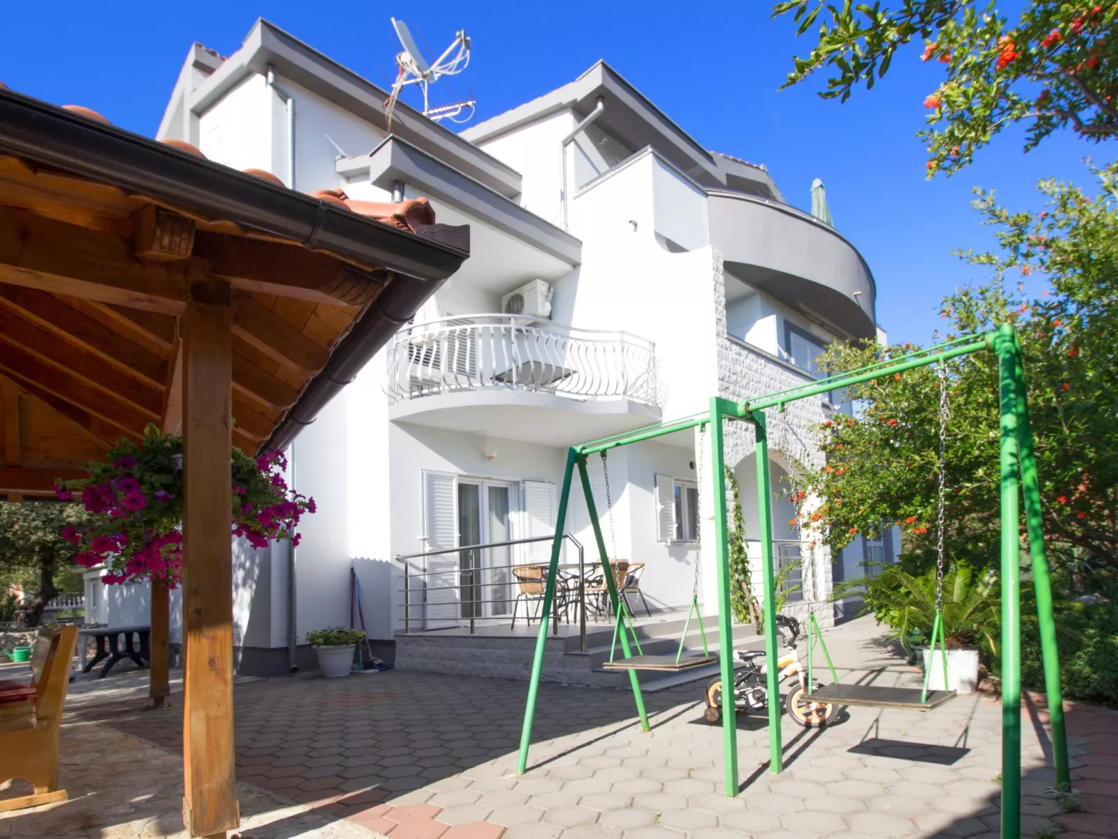 Mit Blick auf das Wasser-Image-tags.info