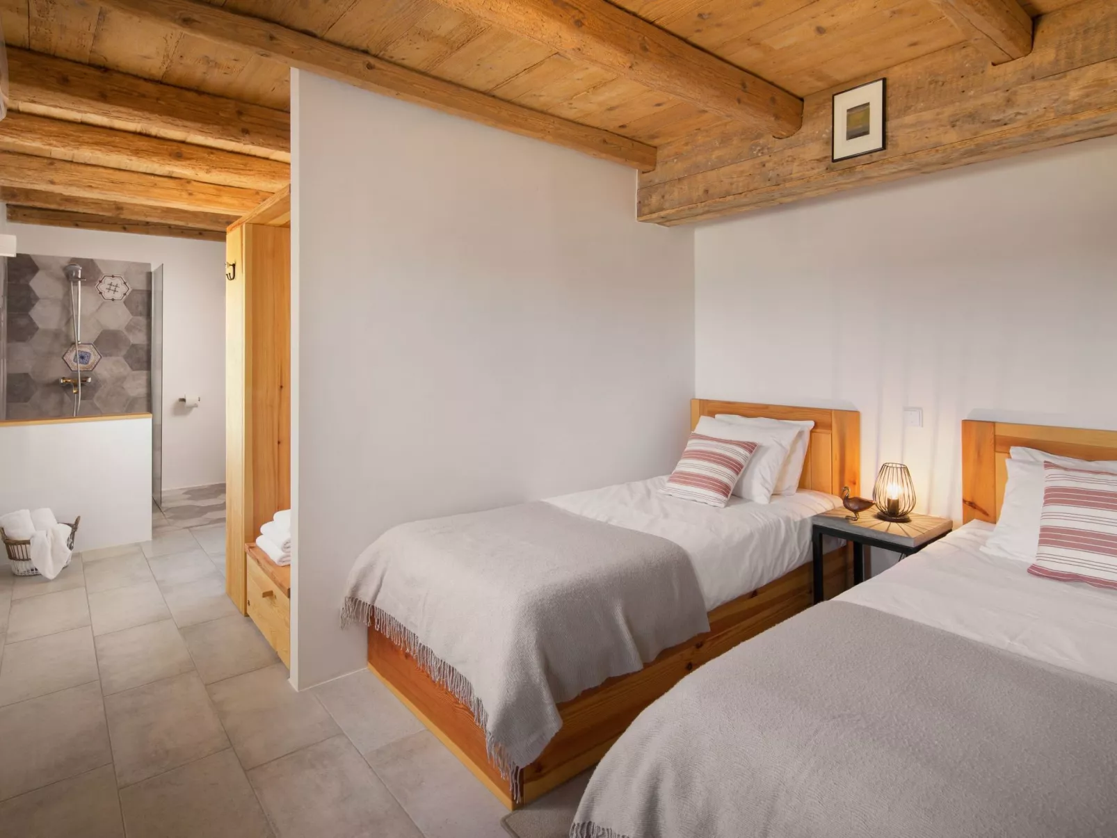 Villa Flavia Traditionelles Steinhaus mit Pool-Binnen