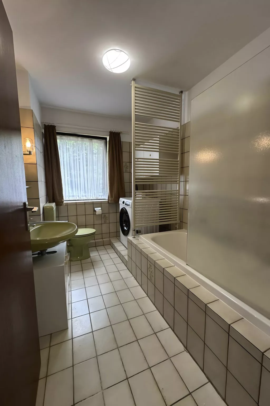 Ap. Ruhe[pause] III-Binnen