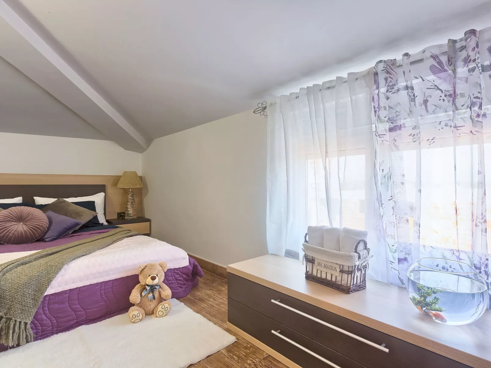 Geräumige Ferienwohnung für vier Personen mit Balkon und Meerblick-Binnen