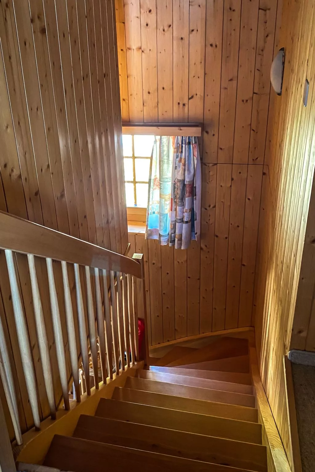 Charis-Image-tags.info