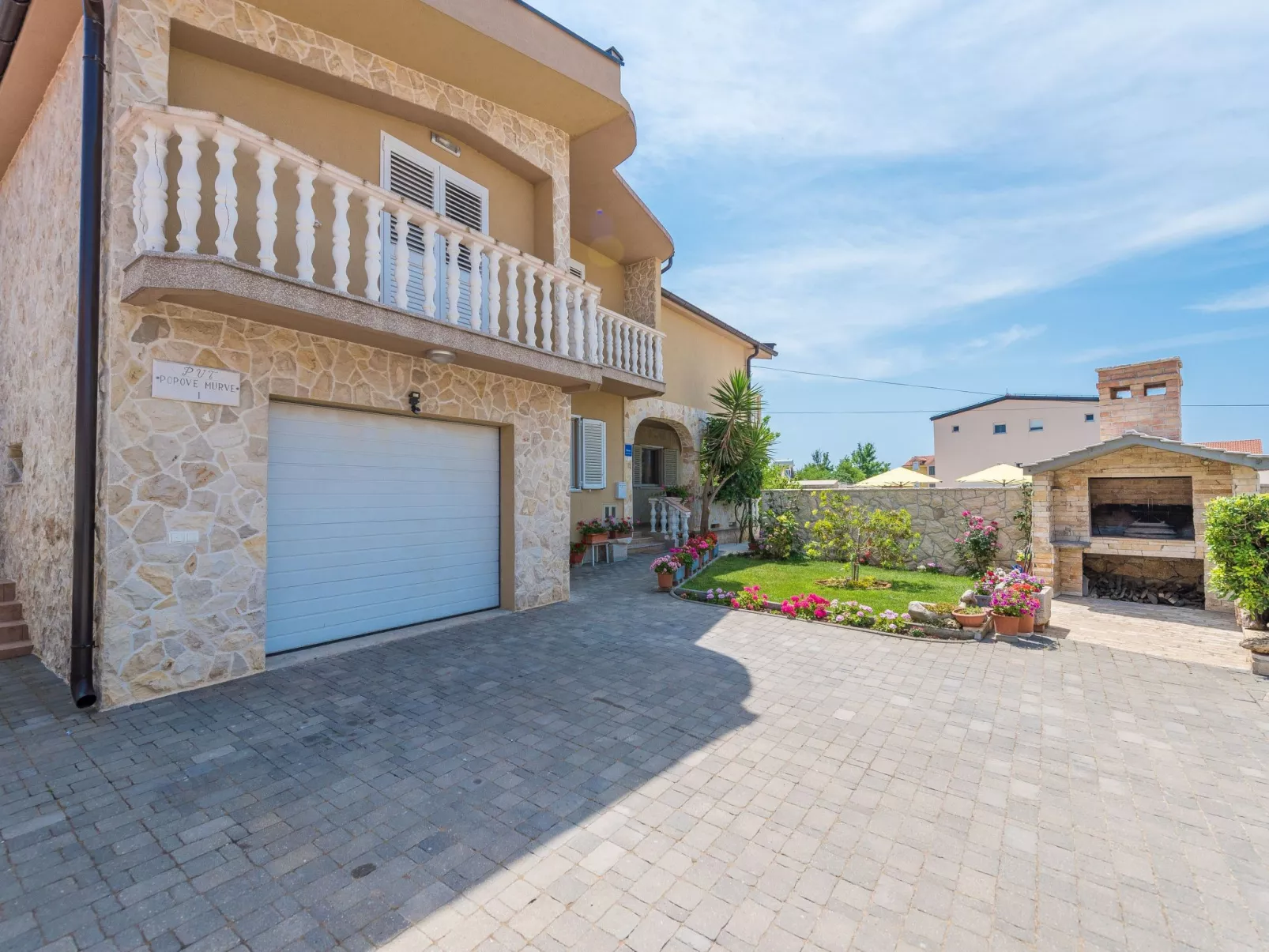 Wohnung Miriam mit Terrasse - TA Leut Agency-Buiten