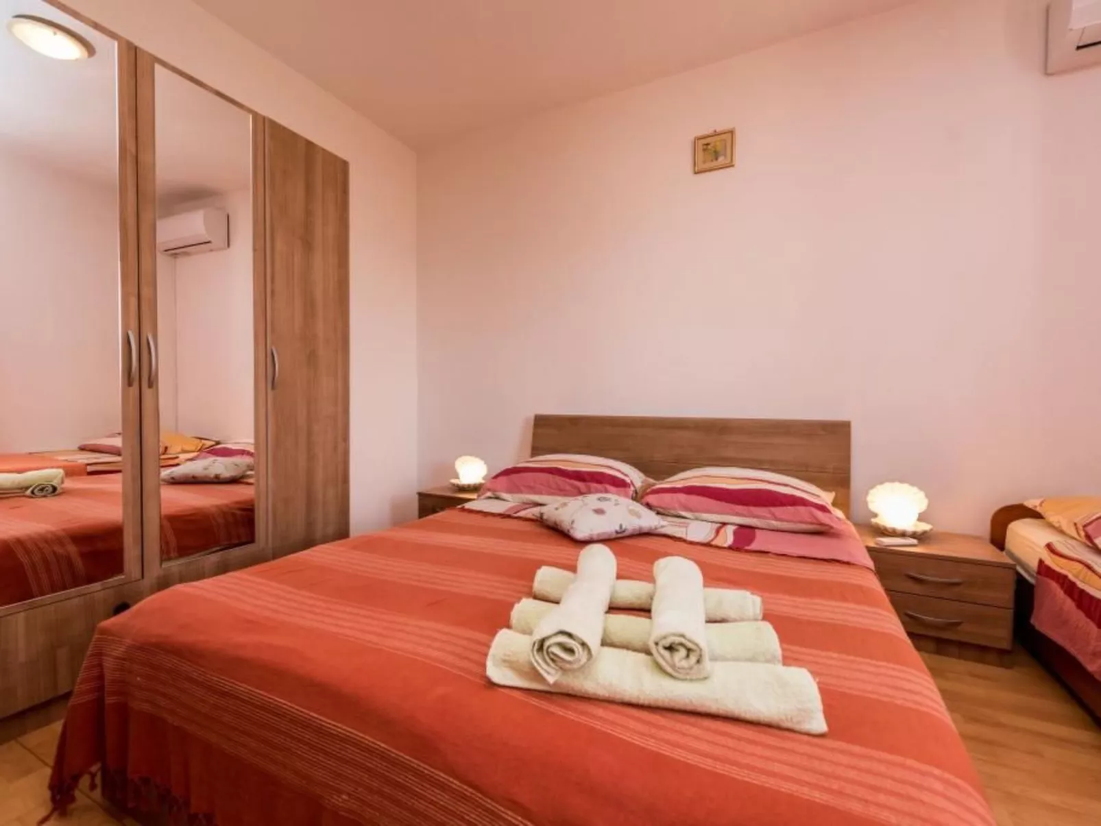 Delfin mit Meerblick - Agentur TA Leut-Binnen