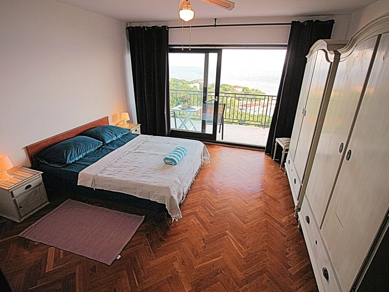 Wunderschönes Ferienhaus in Povile mit Garten, Terrasse und Grill und Meerblick-Image-tags.info