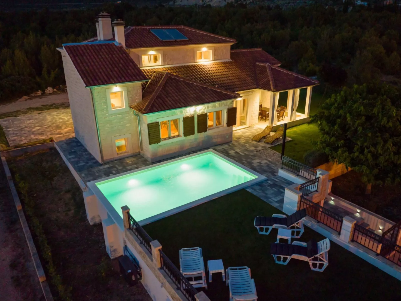 Villa Whitestone bei Šibenik-Binnen