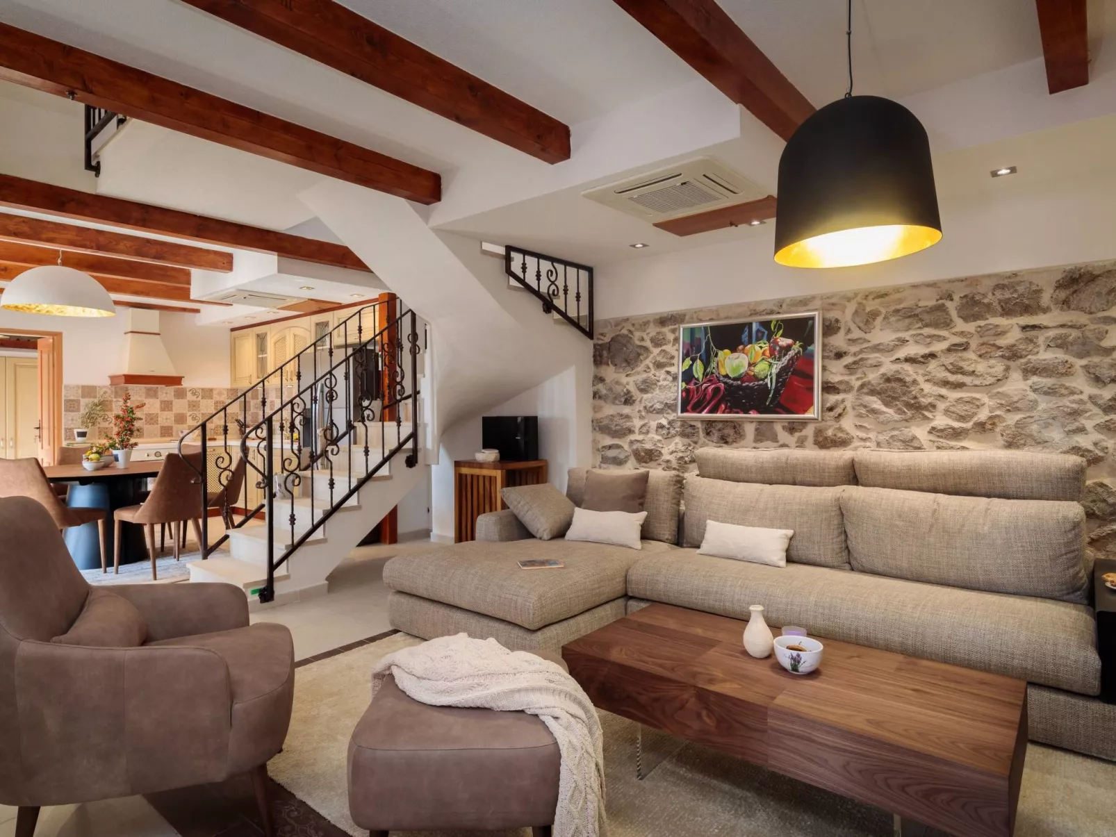 Die Höfe der Villa Ivan-Image-tags.info