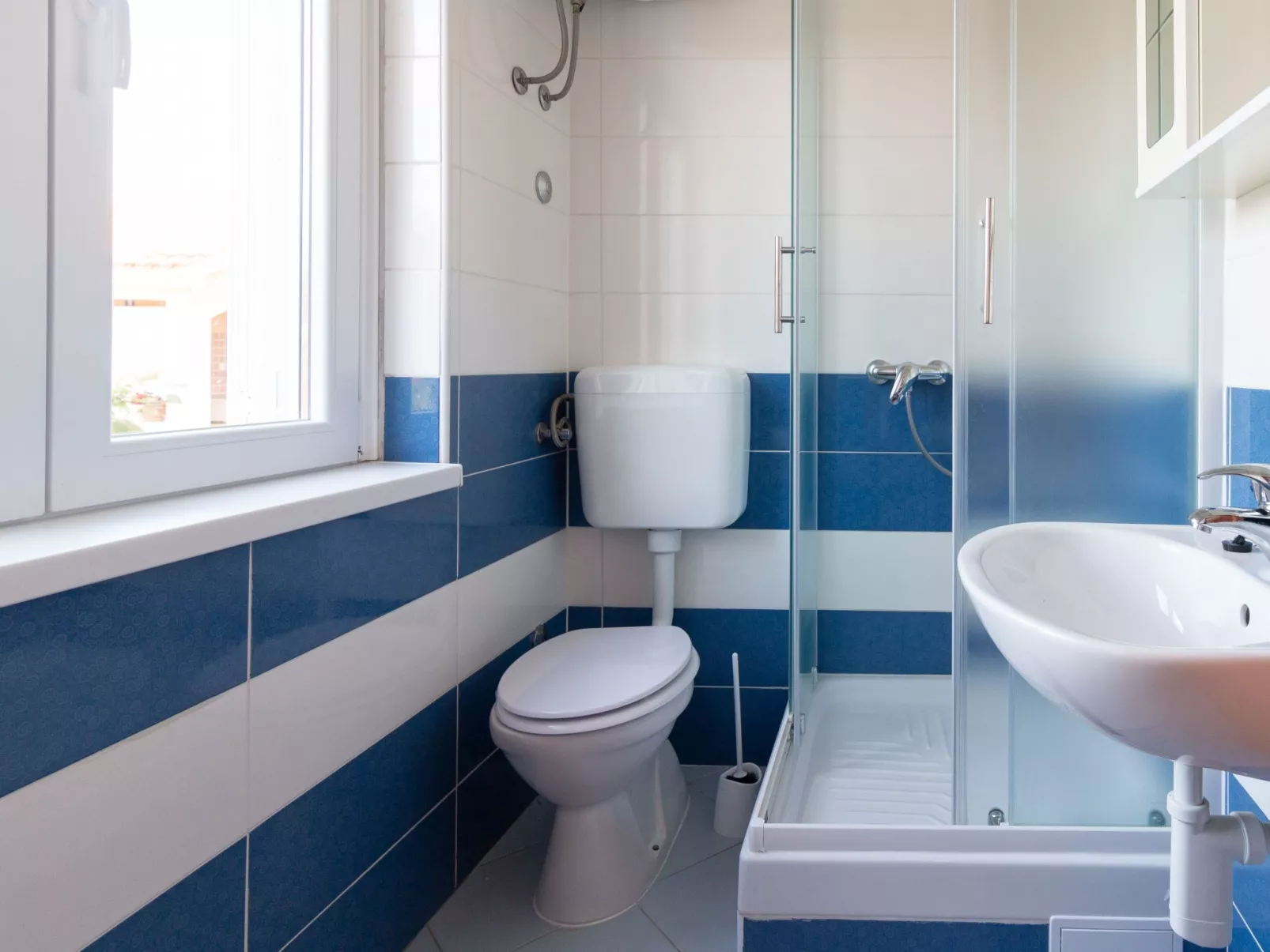 Mit Blick auf das Wasser-Binnen