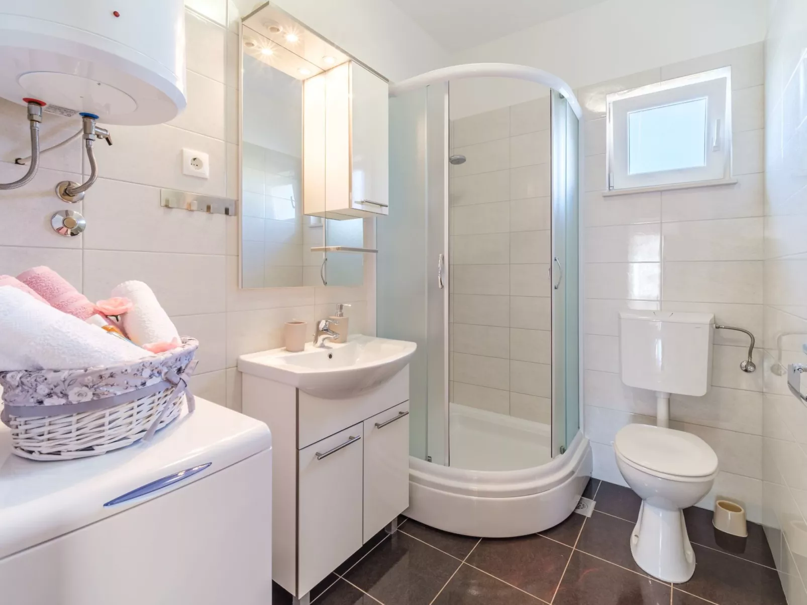 Für 5 Personen ca. 45 m&sup2; in Supetar, Adriaküste Kroatien (Kroatische Insel-Binnen