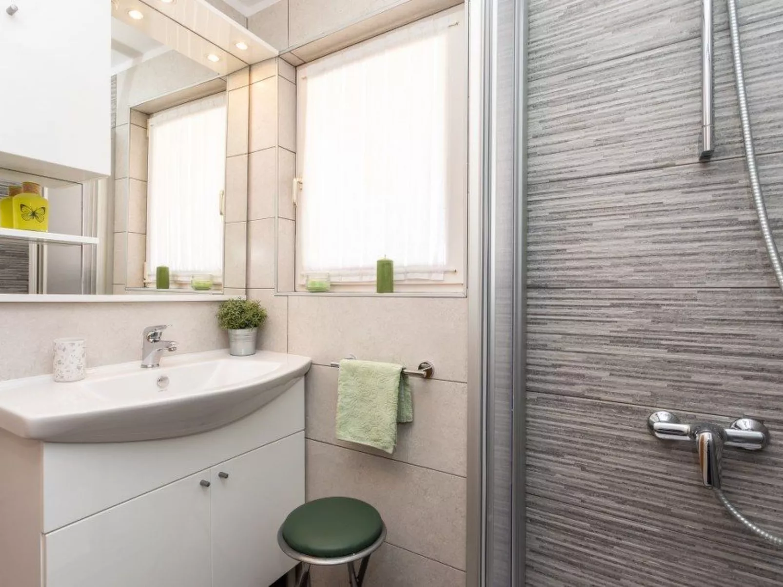 Gemütliche Ferienwohnung Tina 4-Binnen