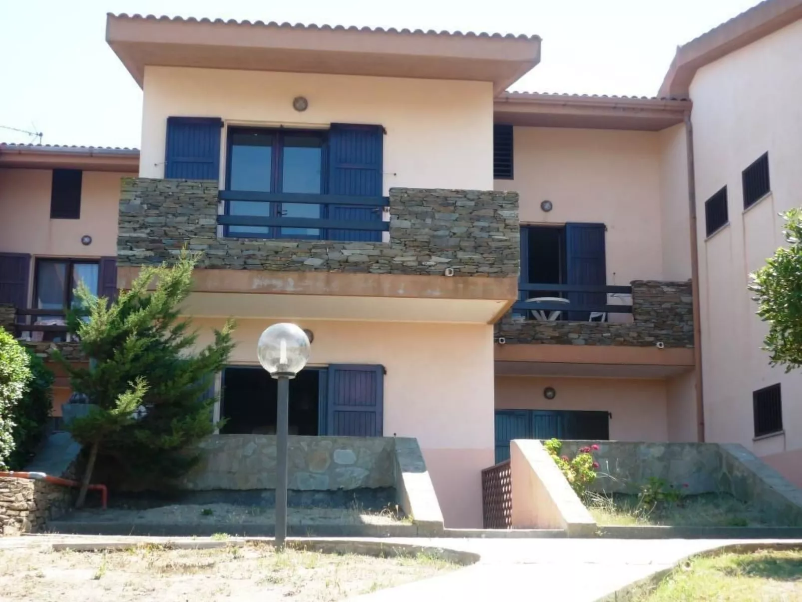 Villetta Trilo Janna-Image-tags.info