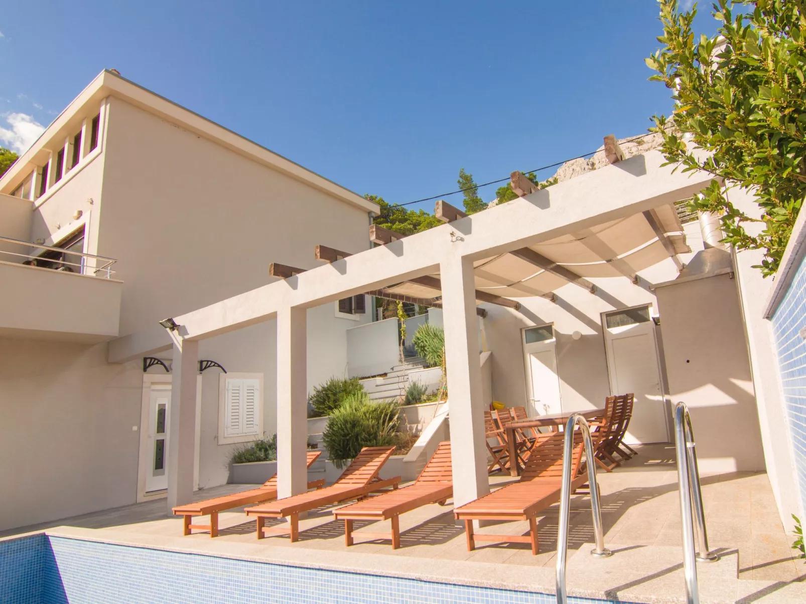 Ferienvilla "Botta" mit privatem Pool-Buiten