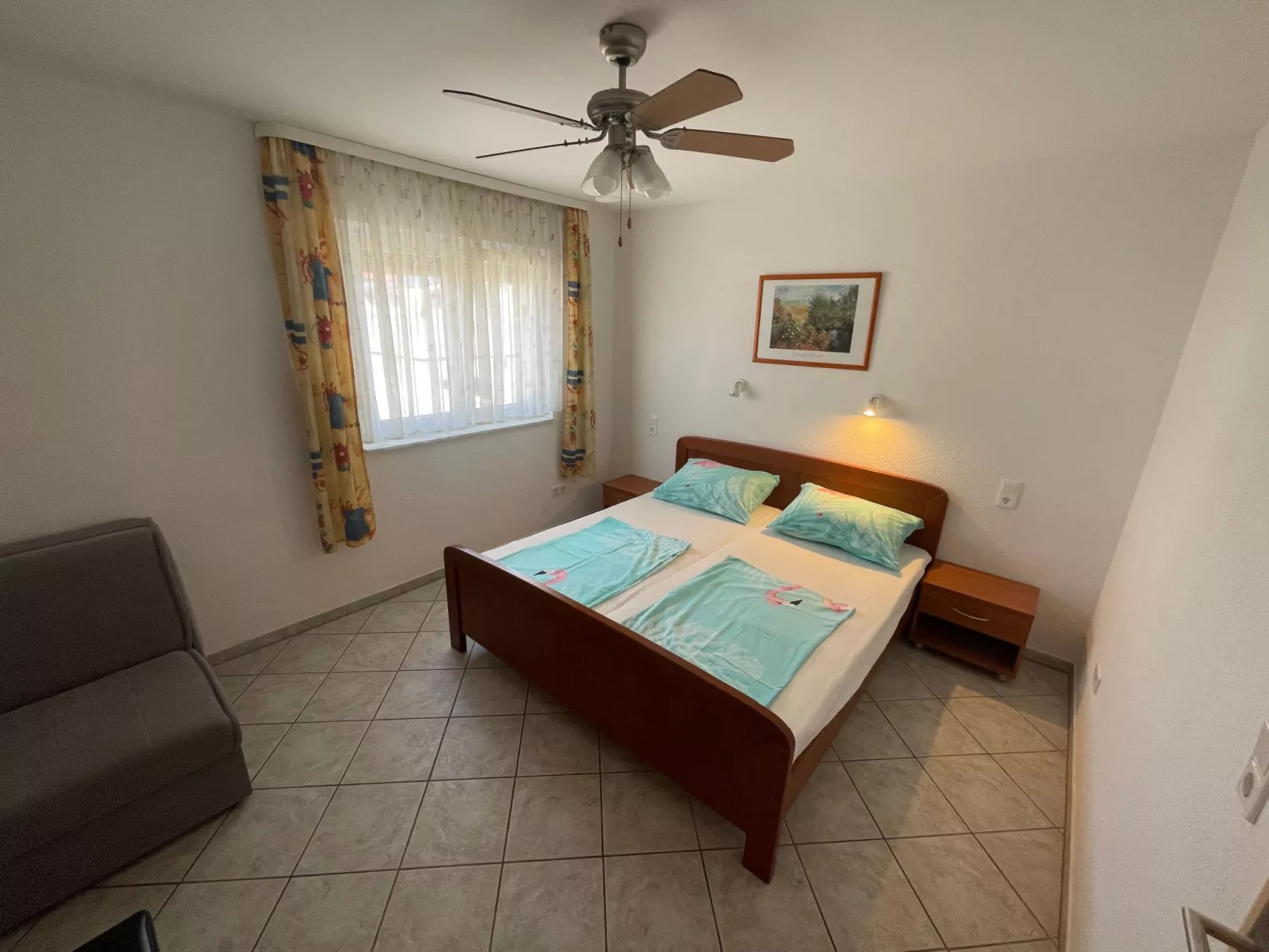 Delfin-Image-tags.info