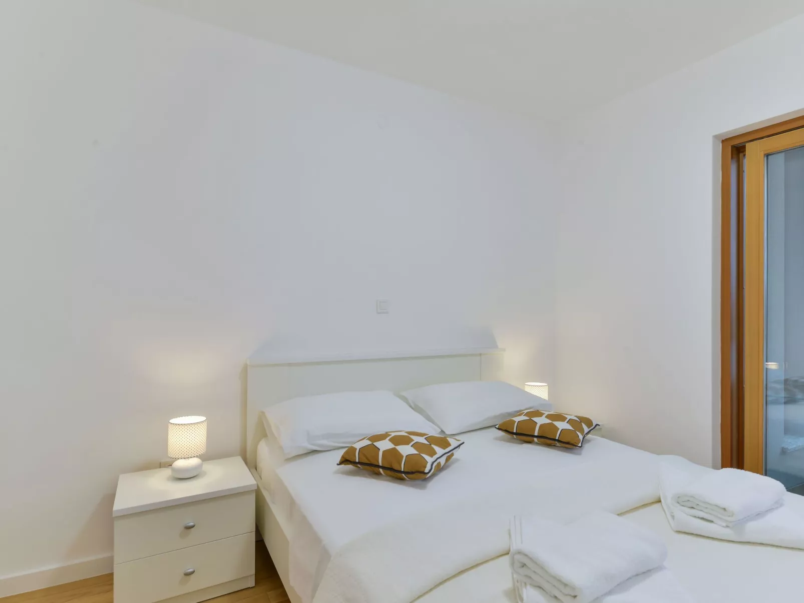 Villa mit Dachterrasse und Pool - Agentur TA Leut-Binnen