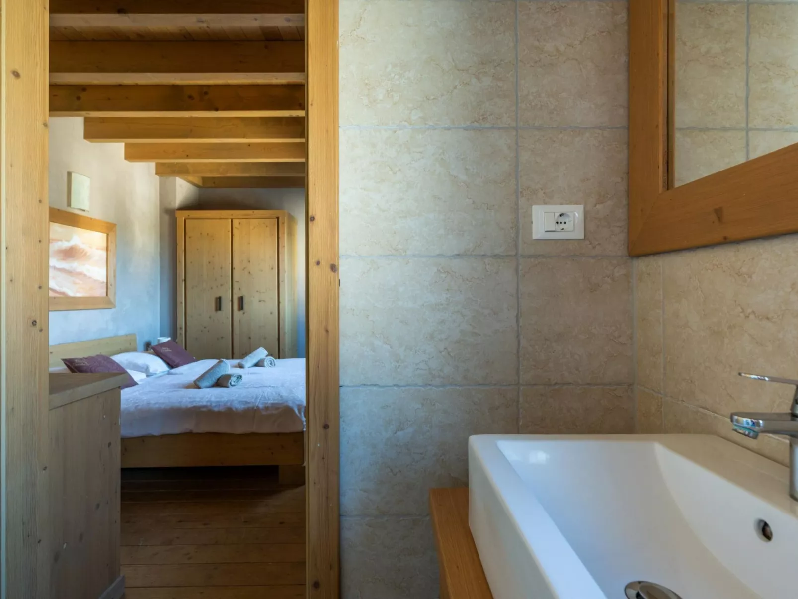 Villa Chiara mit 6 Schlafzimmern in Meeresnähe-Binnen