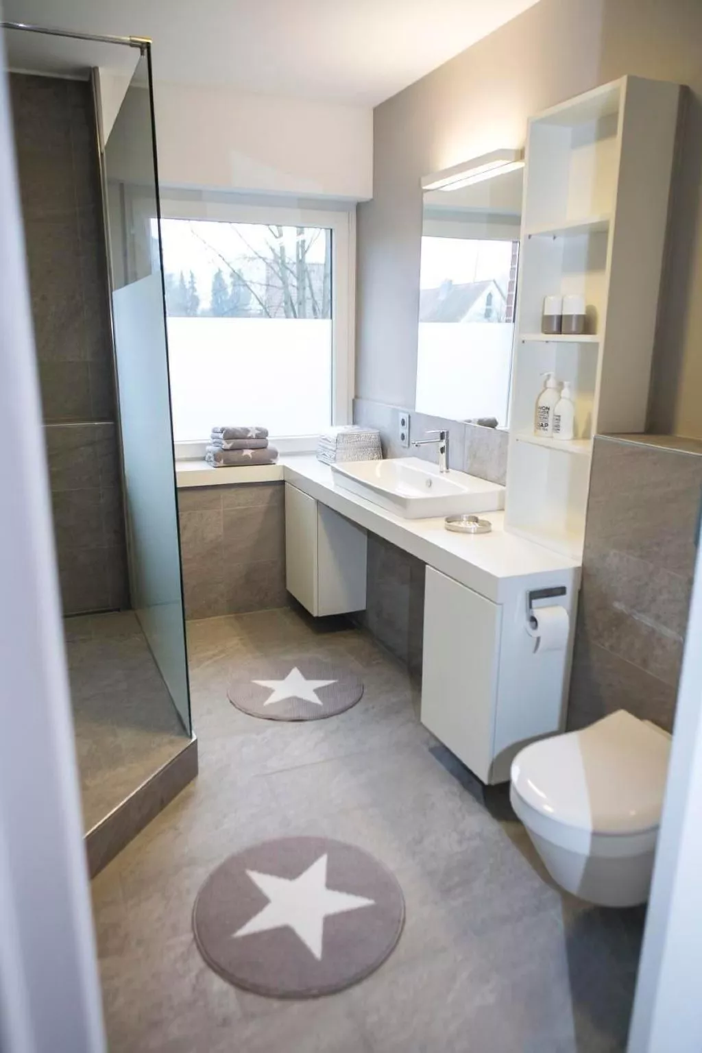 Komfortable Ferienwohnung mit großem Balkon-Binnen