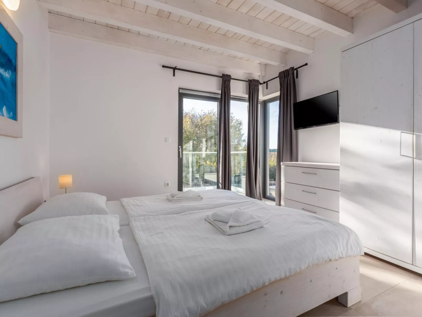 Villa Luna mit Pool, Sauna, Whirlpool, Tennisplatz-Binnen