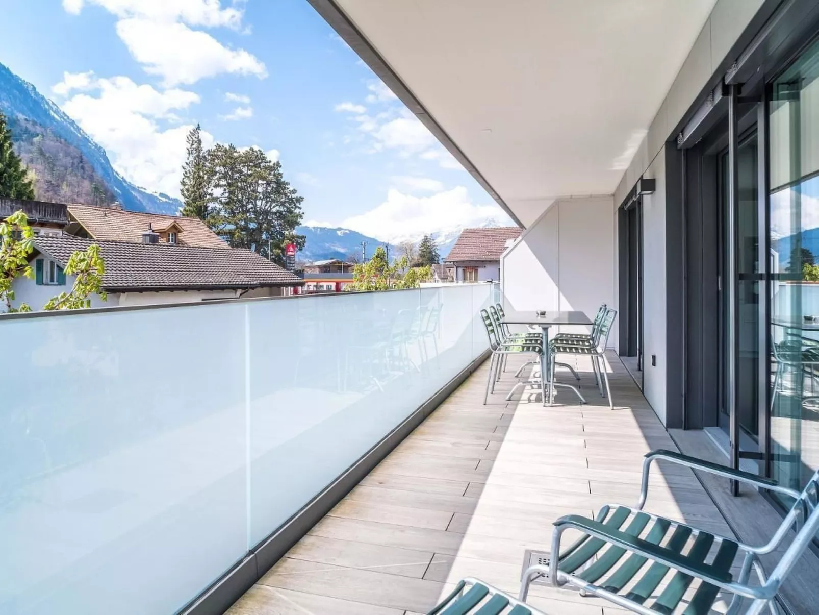 Apt. Flüehblüemli-Buiten