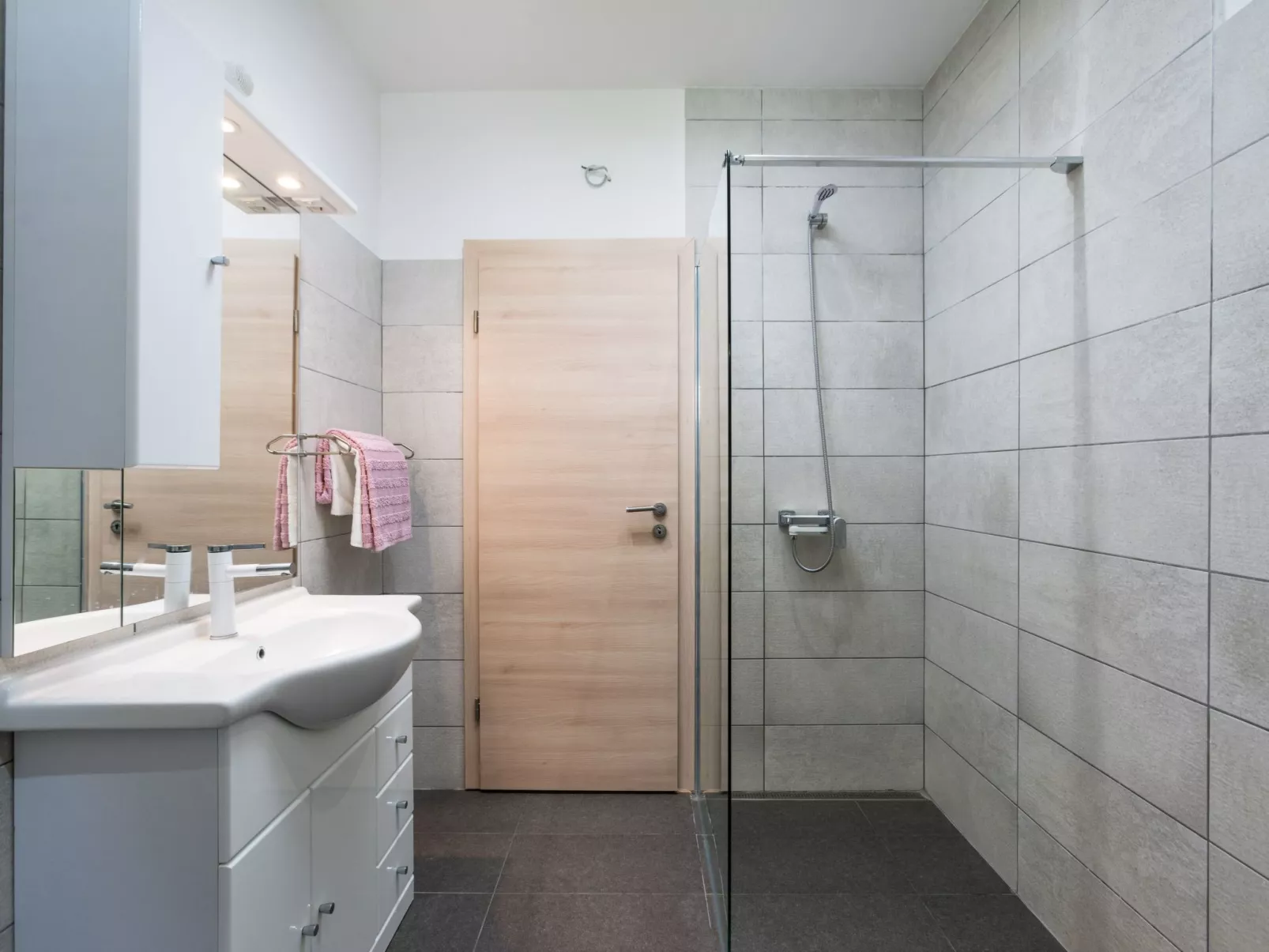 Seaside Villa Lara mit beheiztem Swimmingpool-Binnen