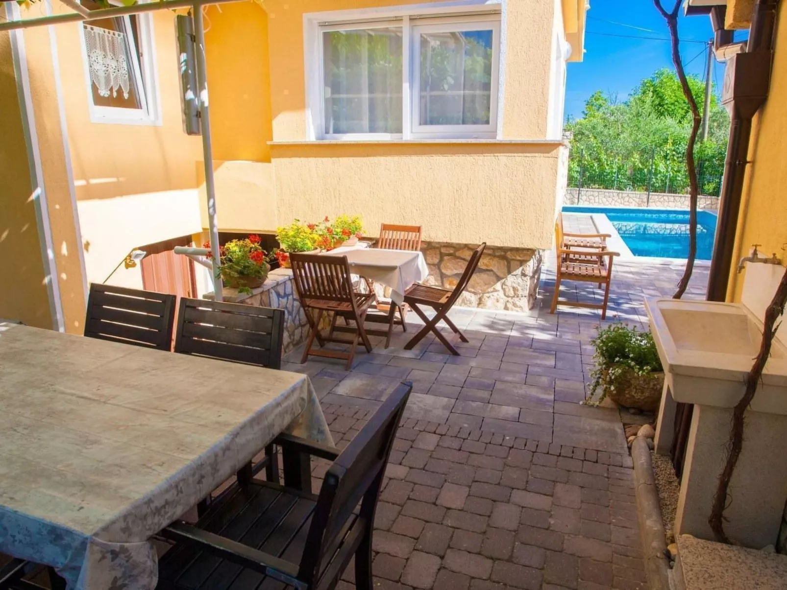 Pension Tina Appartement 2-Buiten