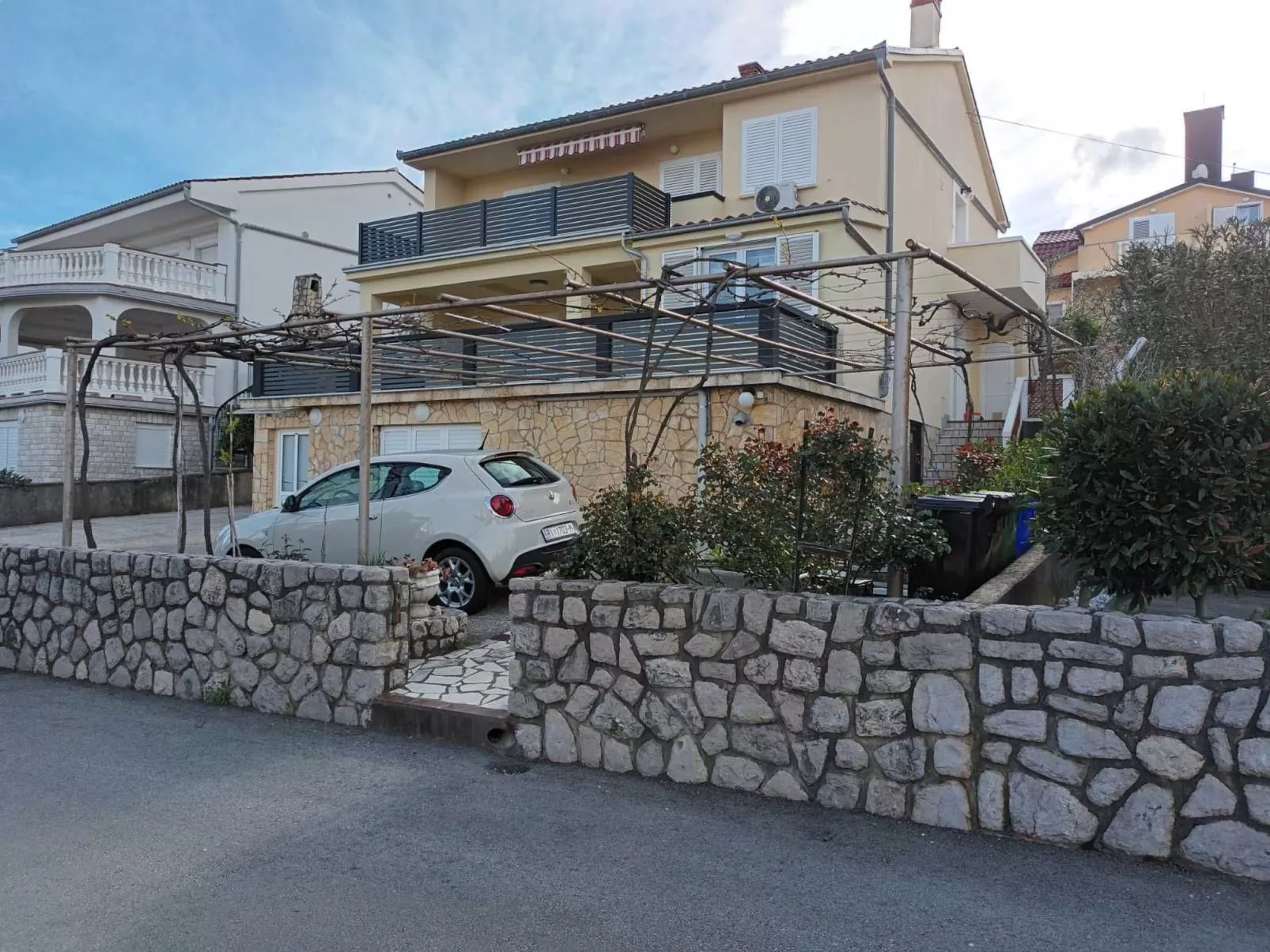 Moderne Wohnung Grzetic-Buiten