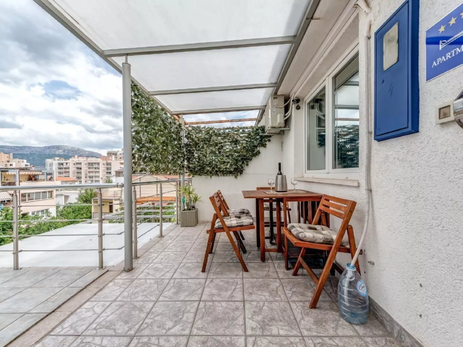 Nette Wohnung in Split mit Terrasse, Gregor von Nin-Nähe-Buiten