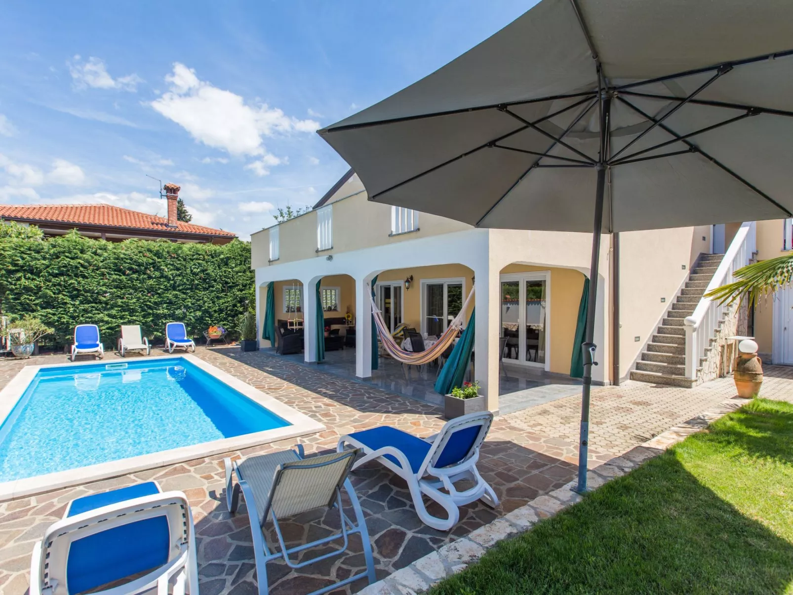 Appartement Dino-Buiten