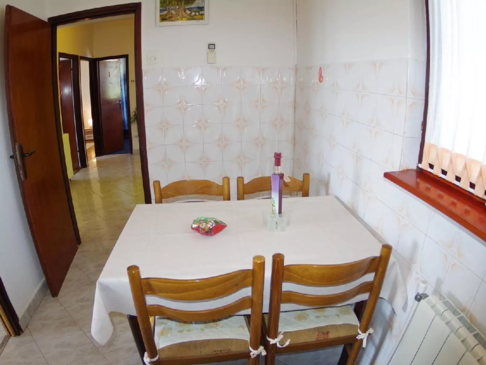 Im Dorf Peresiji-Binnen