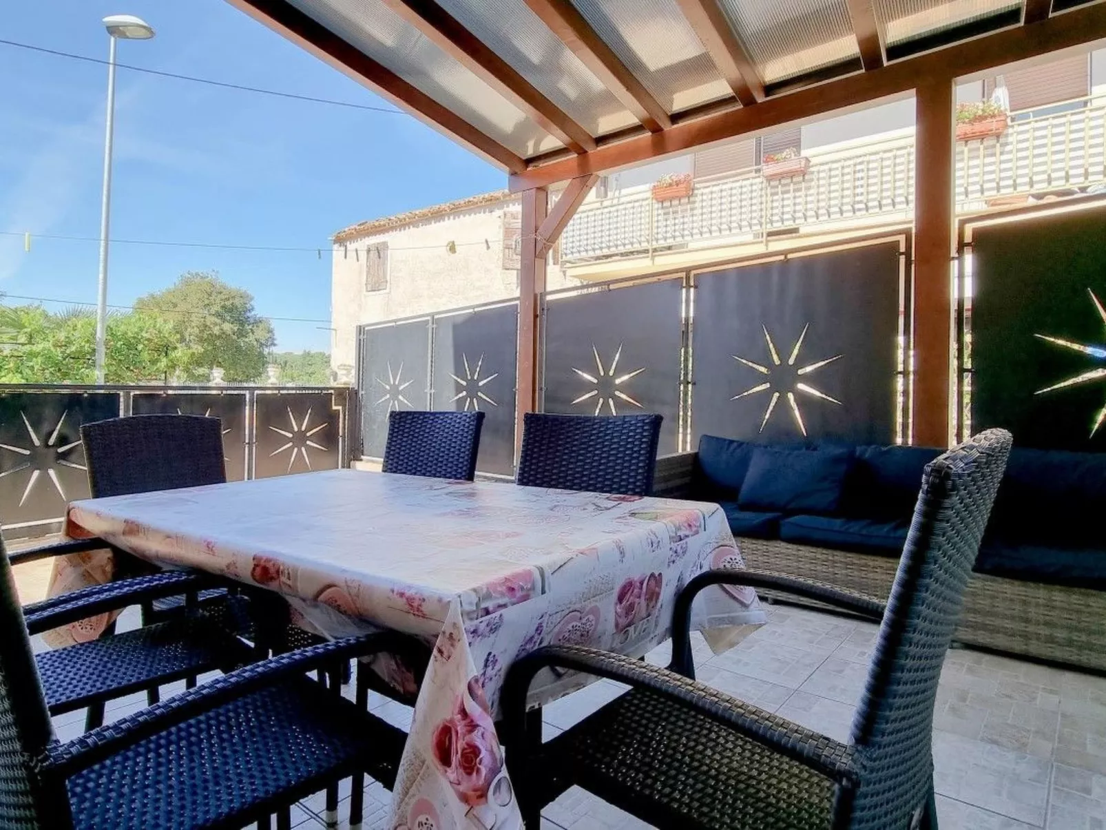 "Ivan" direkt am Strand-Buiten