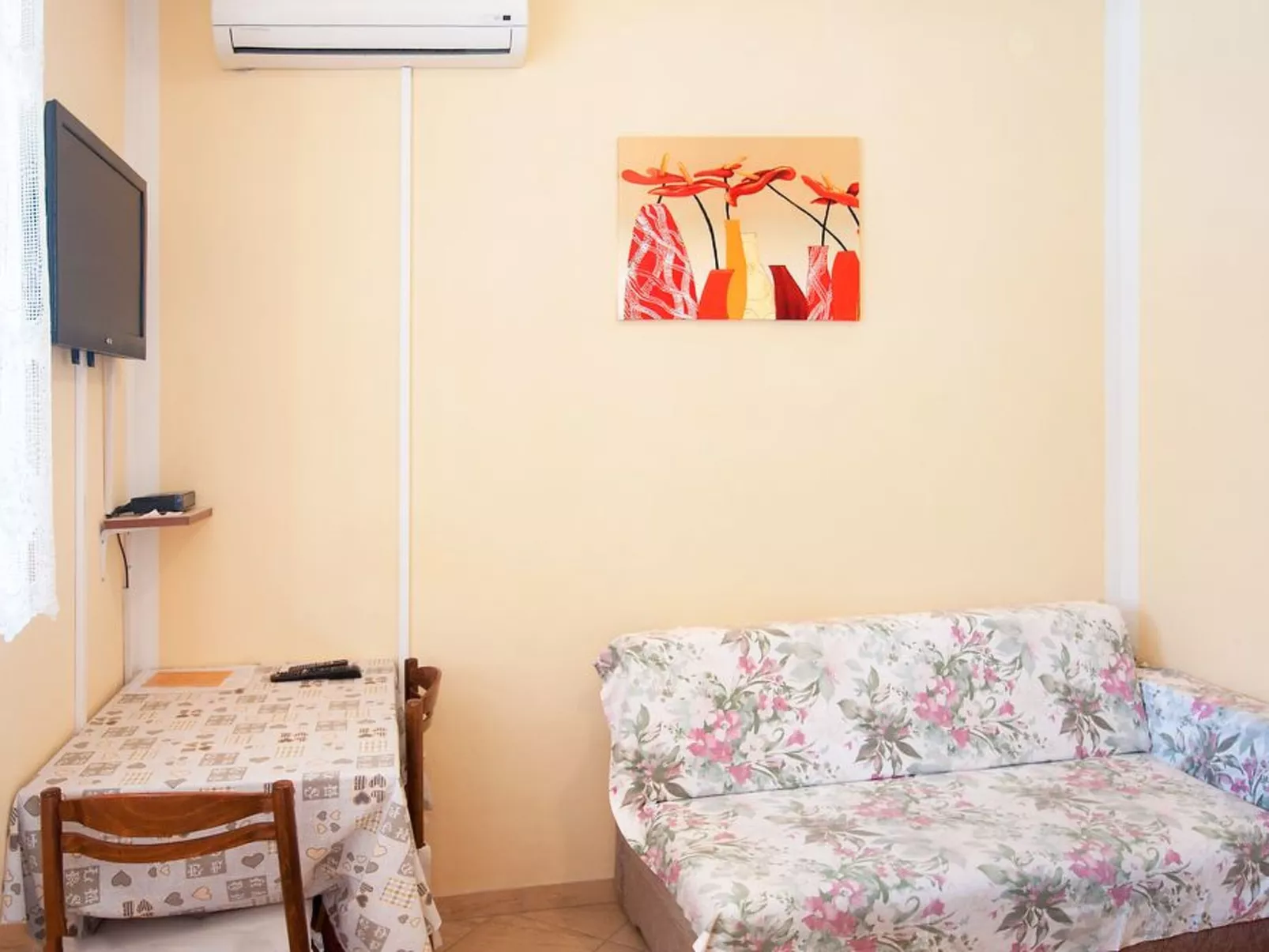 Mit Blick auf das Wasser-Binnen