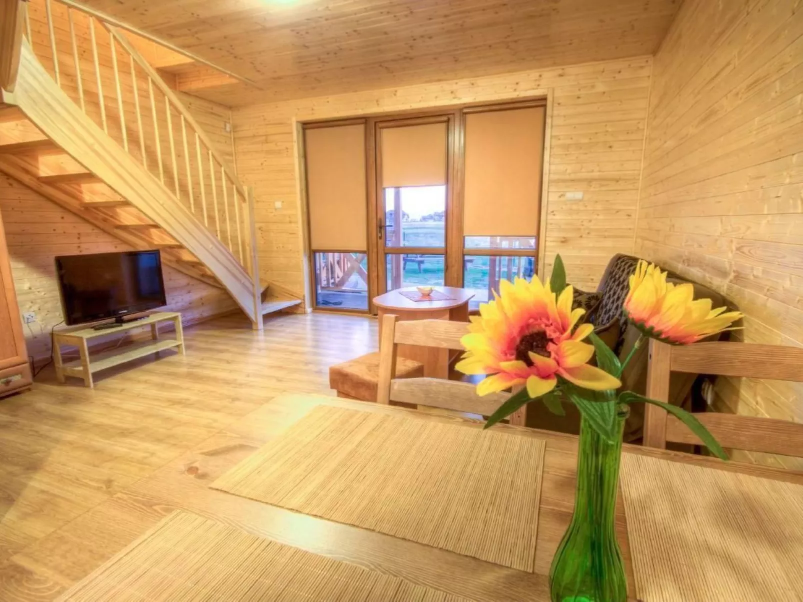 "Cottage2" in einem eingezäunten Gebiet-Image-tags.info