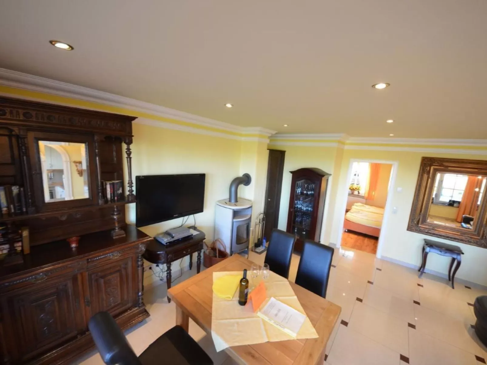 Wunderschönes Appartement mit Garten und Terrasse-Image-tags.info