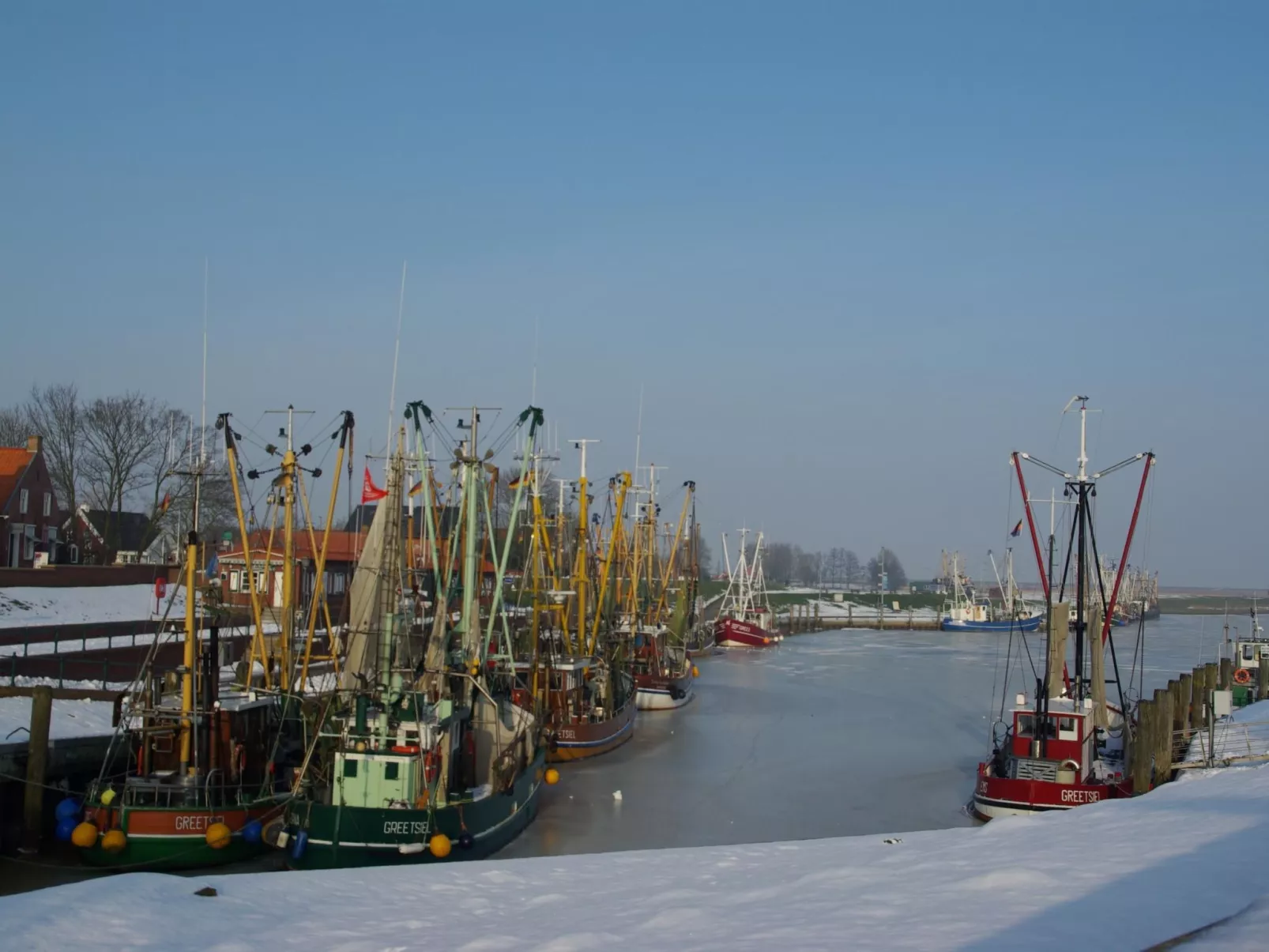 Lara's Olle Warft-Image-tags.info