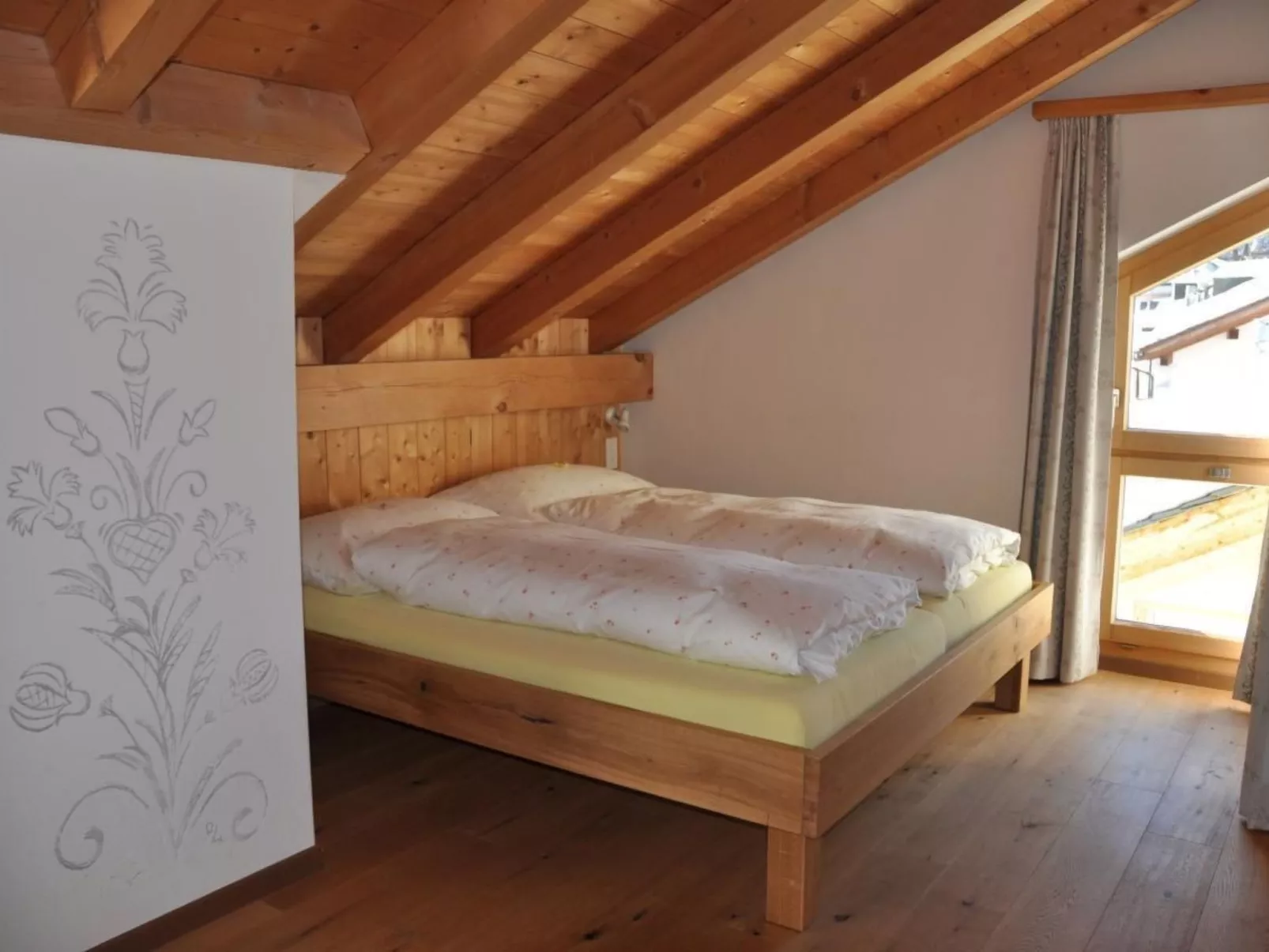 Chesa Sunasain V11-Binnen