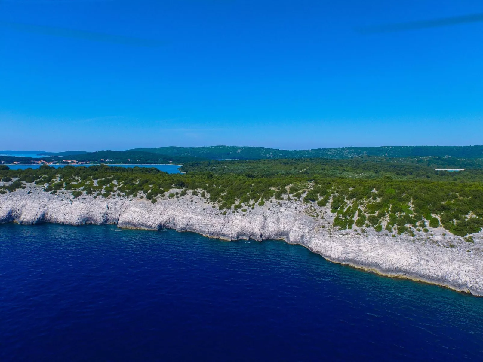 "Sakarun" mit Blick auf das Wasser-Buiten