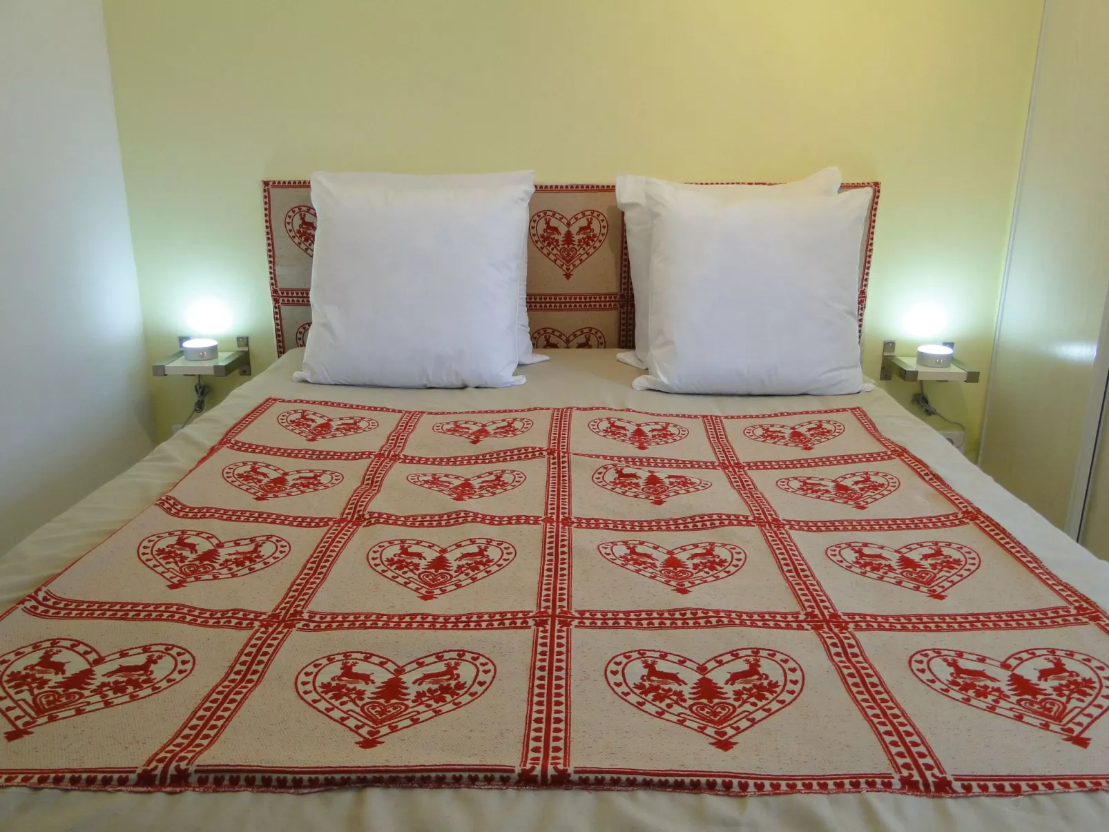 Gite Iris Montagnes du Jura mit Spa Sauna Fluss-Binnen