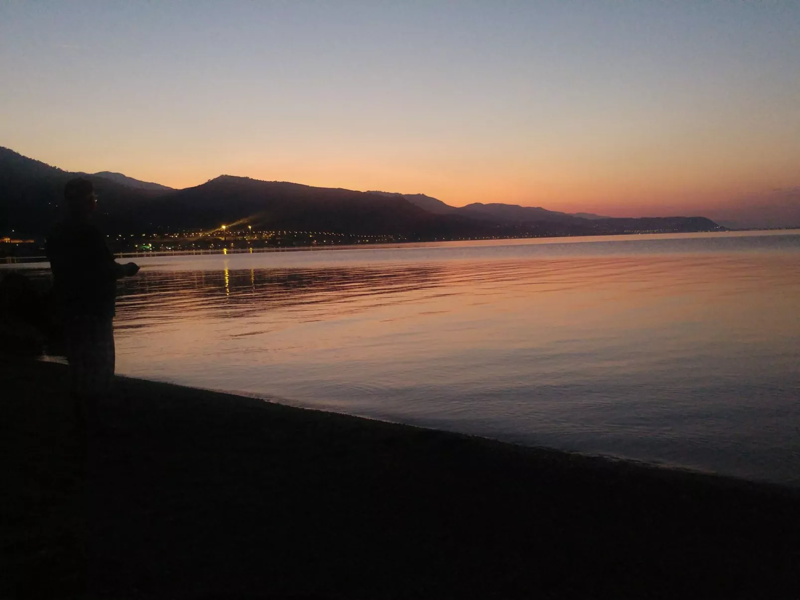 Charmantes Appartement in Derveni-Buiten