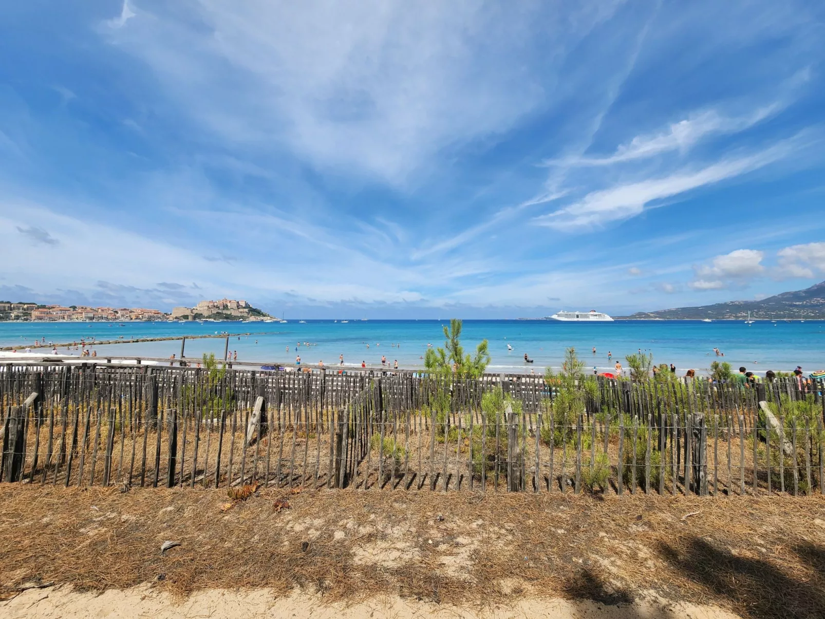Calvi "Eden Paradisu"-Buiten