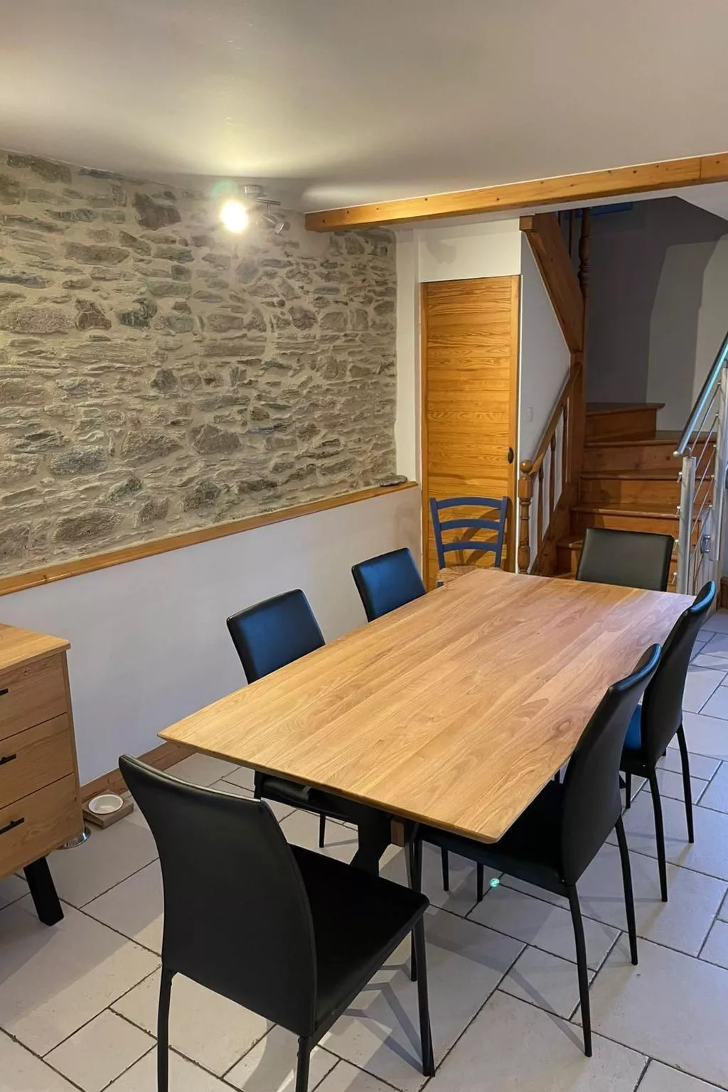 Stadthaus mit eigenem Garten und Grill-Binnen