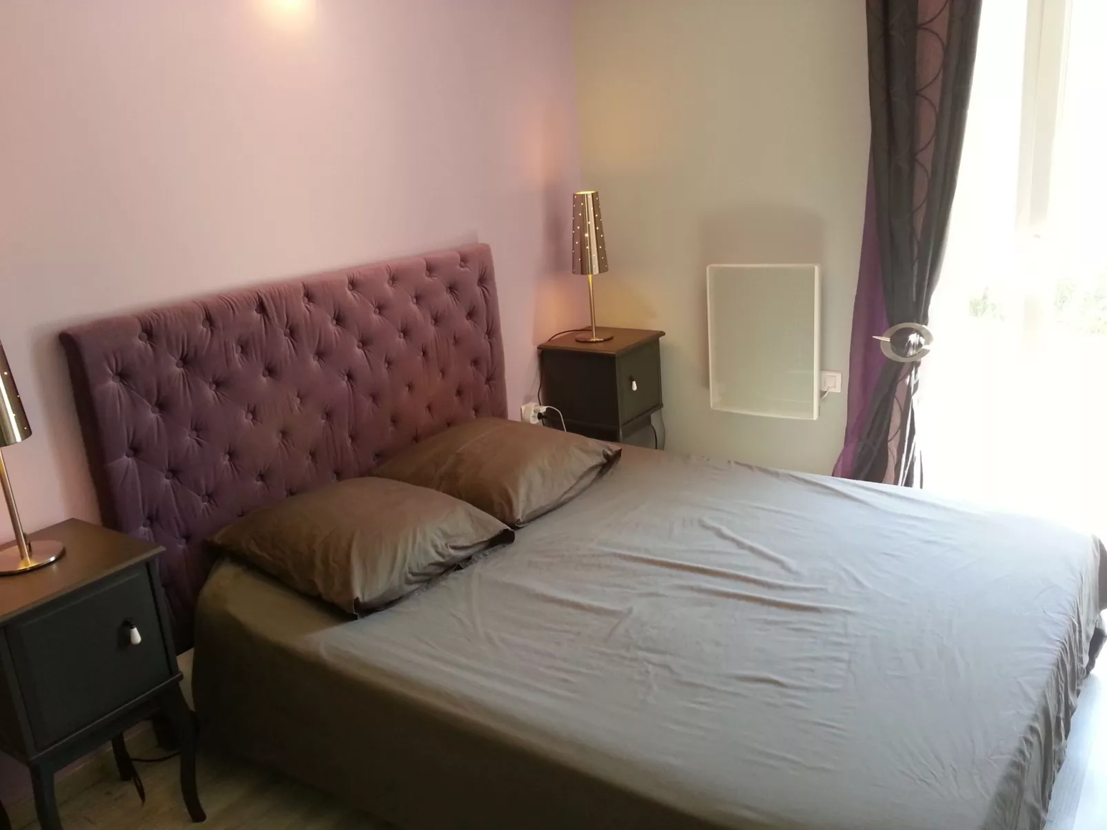 Mit eigenem Pool-Binnen