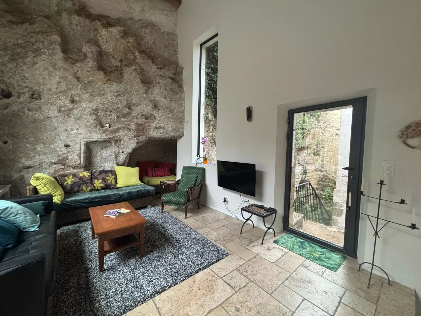 Dorfhaus in provencal mit Pool-Binnen