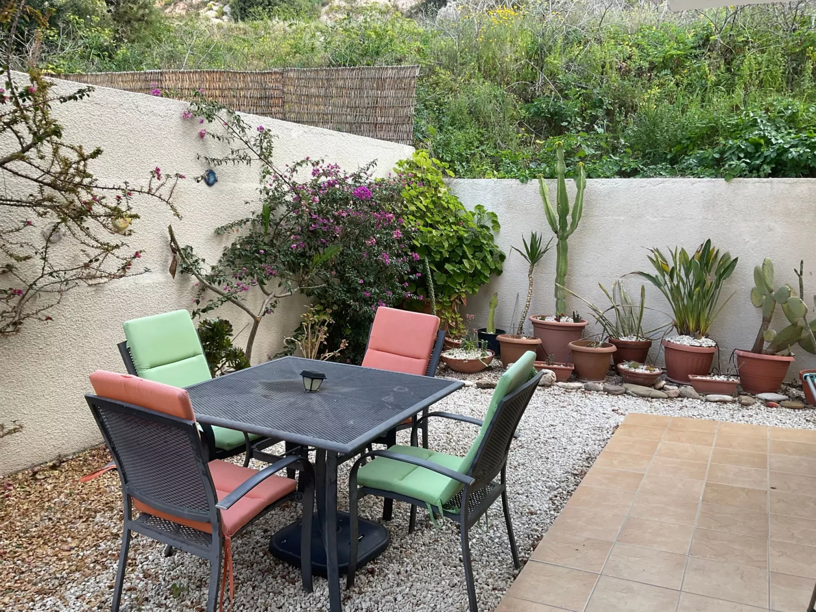 MYHIDEAWAY APARTMENT mit kostenlosem WiFi-Buiten