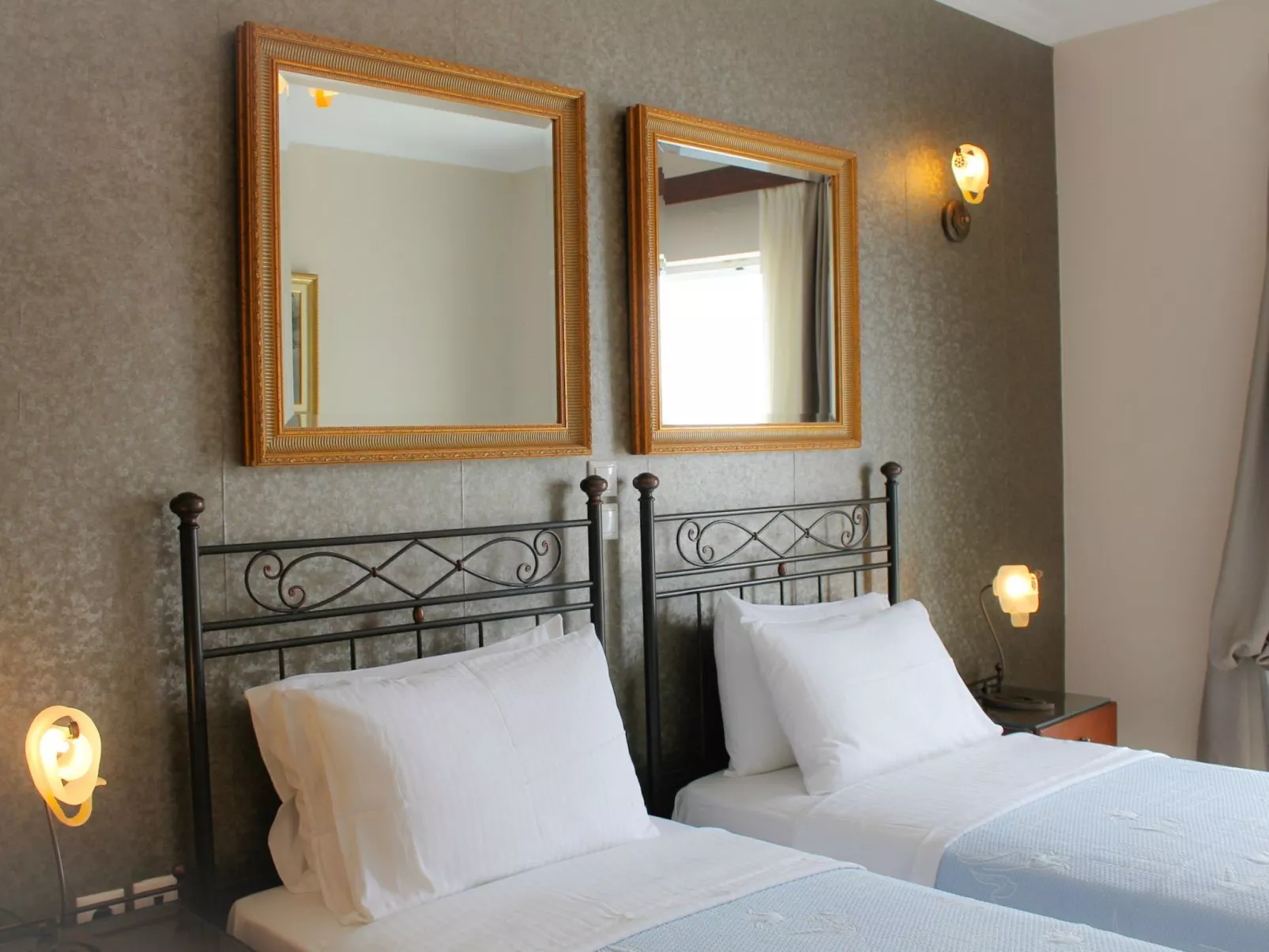 Wunderschöne Villa mit Panoramablick auf das Meer-Image-tags.info