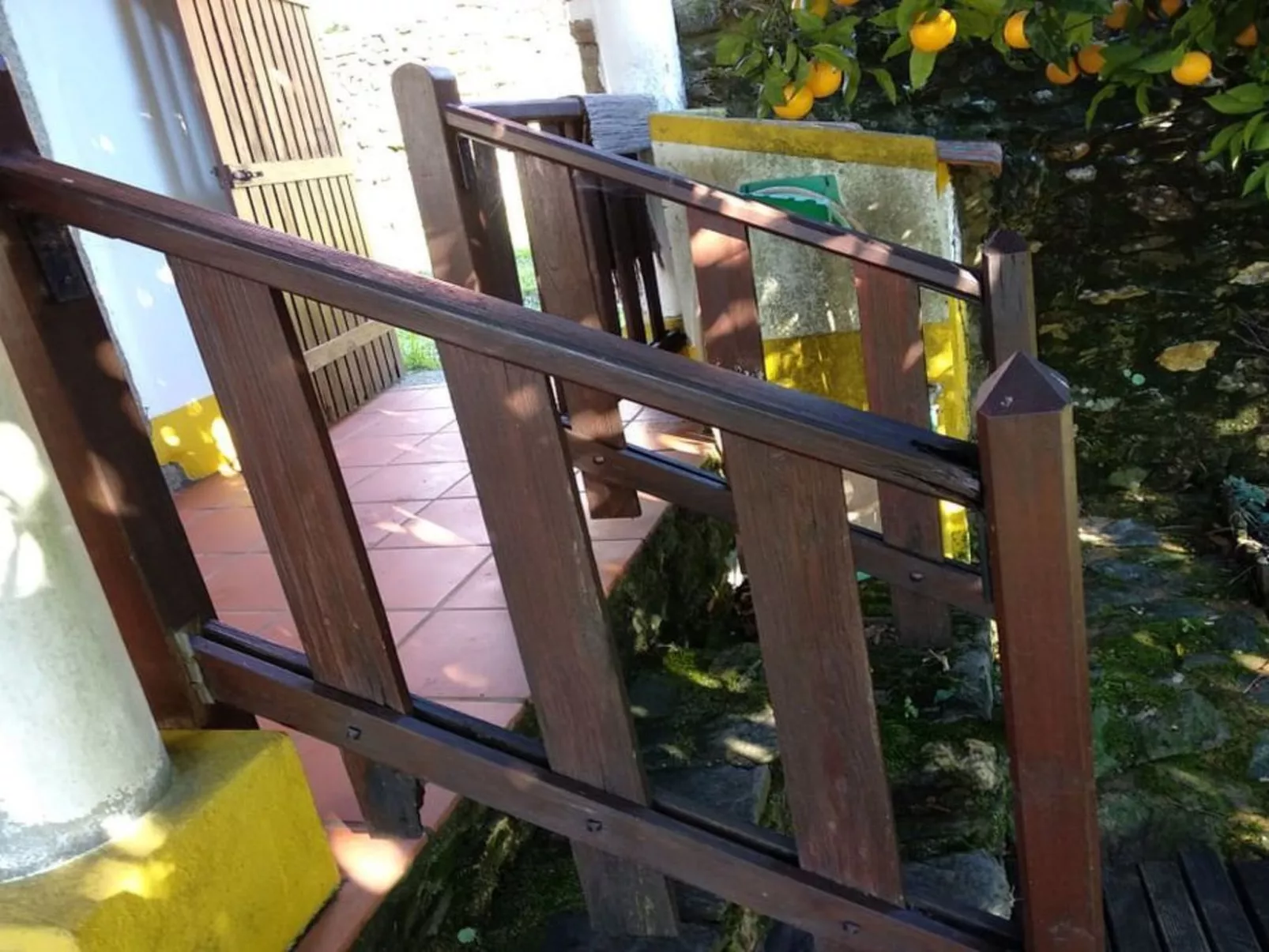 Landhaus in idyllischer Lage-Buiten