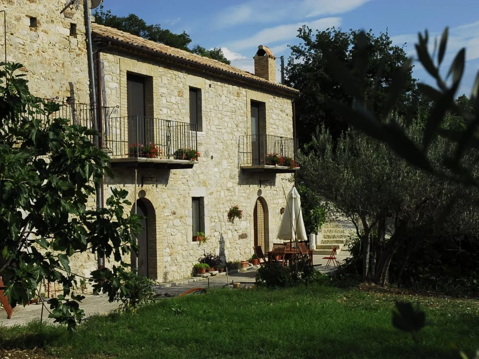 Das Maulbeerbaum-Apartment-Buiten