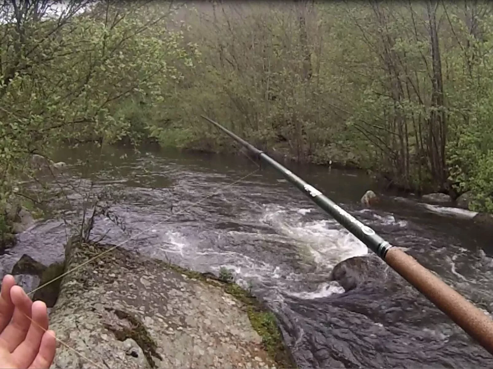 Wassermühle am Fluss-Image-tags.info